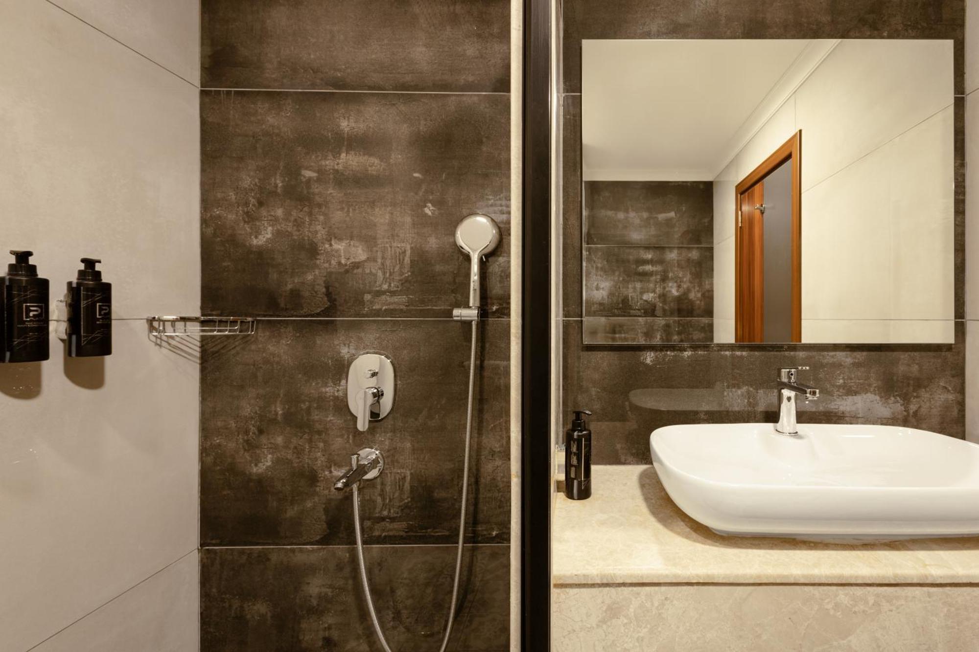 Lilium Hotel & Suites 부루사 외부 사진